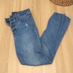 GAP true skinny jeans light wash